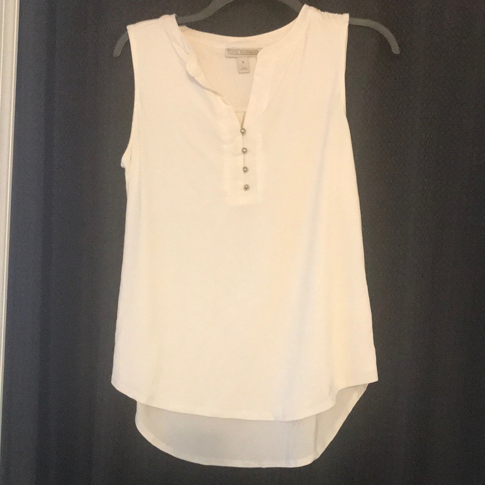 Dana Buchman sleeveless blouse